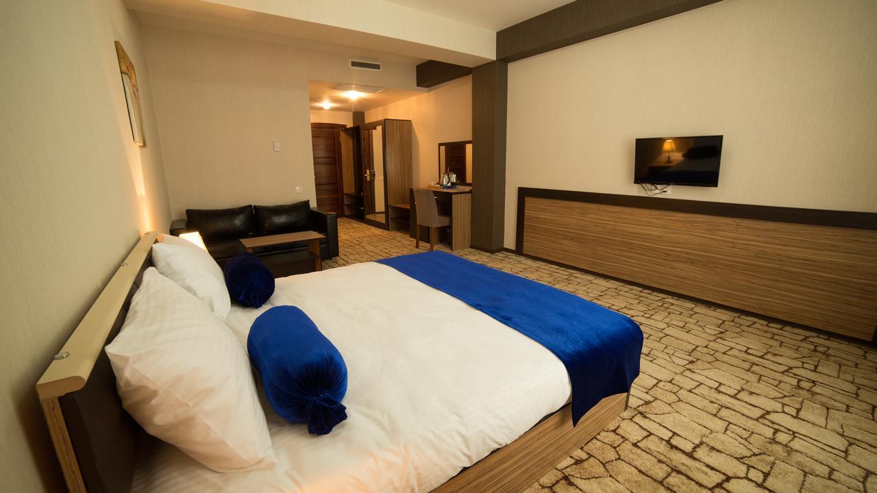 New City Hotel Masazir Exterior foto